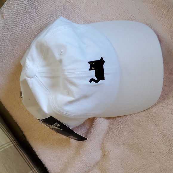 Premium Dad hat - Picture 1 of 4